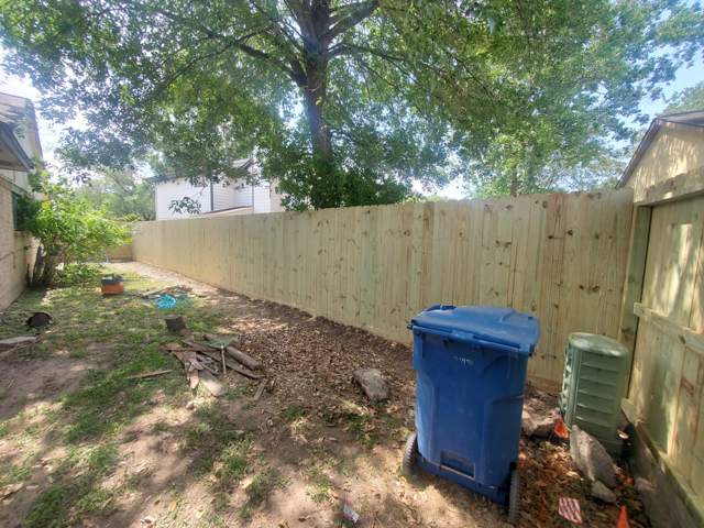 New wood fence