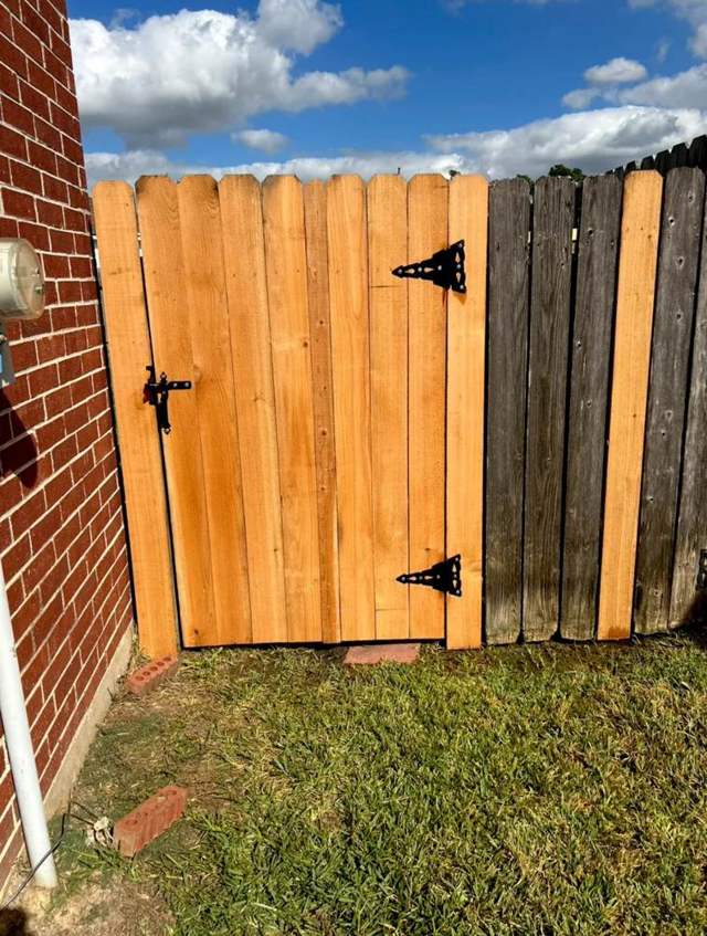 Wood gate built by Edel Contracting
